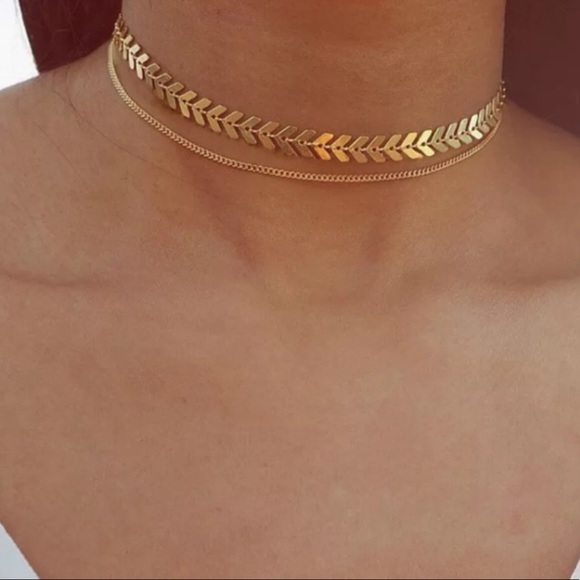 3/$30 Gold Fishbone & Chain Choker - Picture 4 of 8